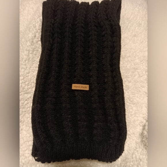 NEW Soft Cable Knit Scarf - Picture 2 of 5